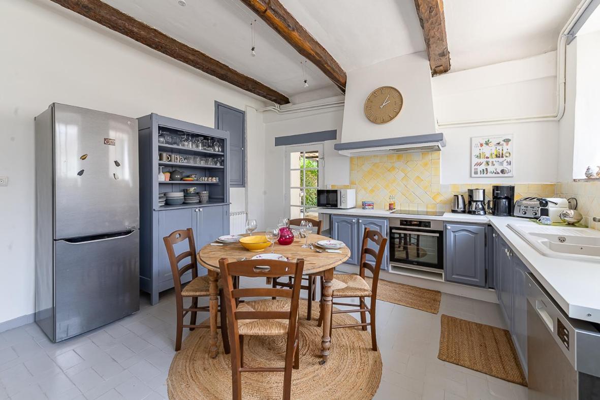 Maison De Maitre 230M² En Plein Coeur Du Village Camps-la-Source Экстерьер фото
